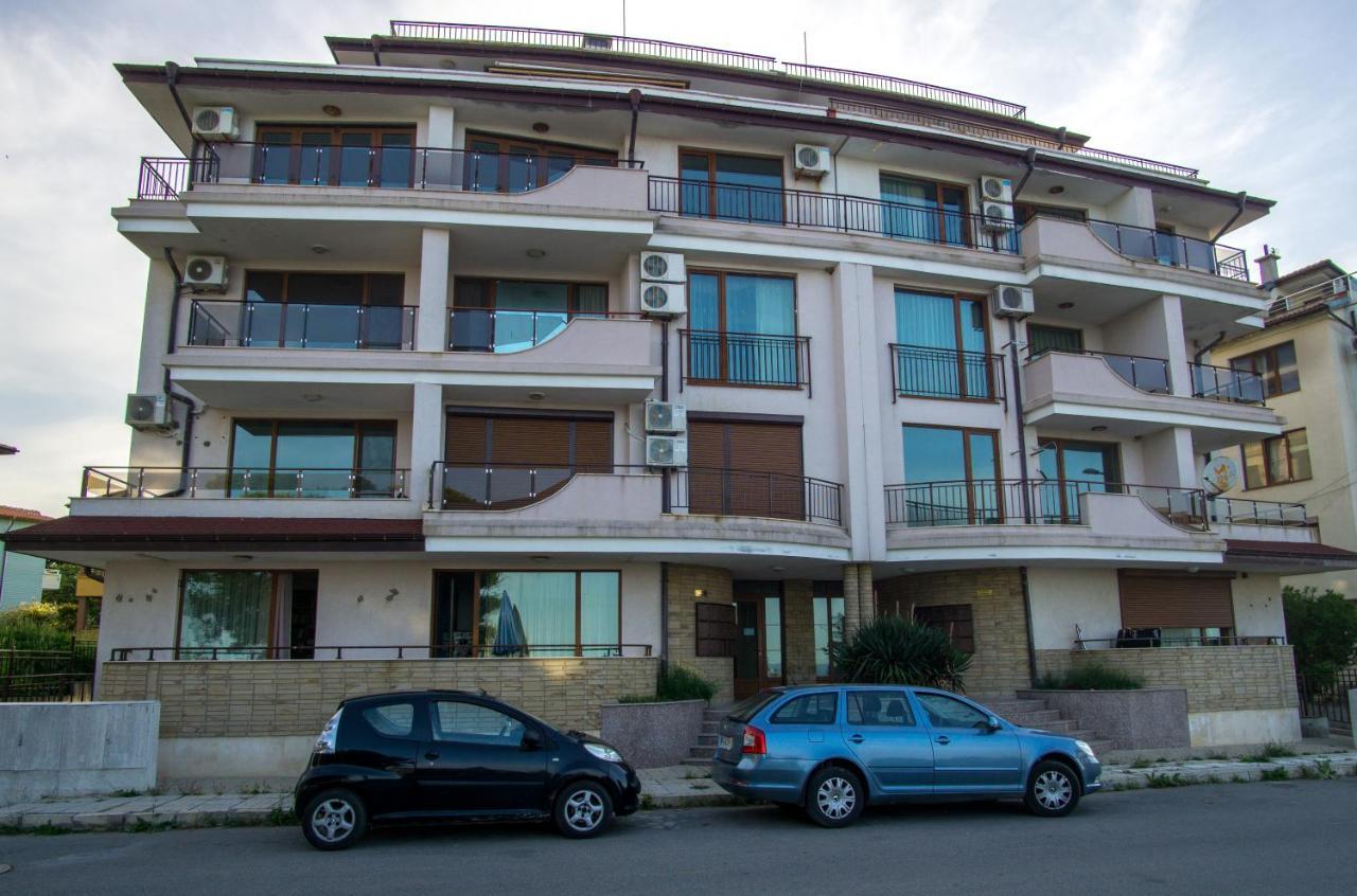 Guest Apartments Stela 사레보 외부 사진
